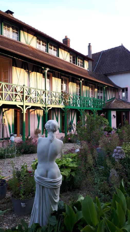 La Maison Rose Saint-Pierre-d'Autils 外观 照片
